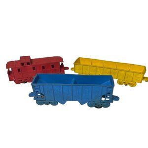 Vintage Auburn Plastic Train Set Red Caboose Blue & Yellow Cars Toy Collectibles